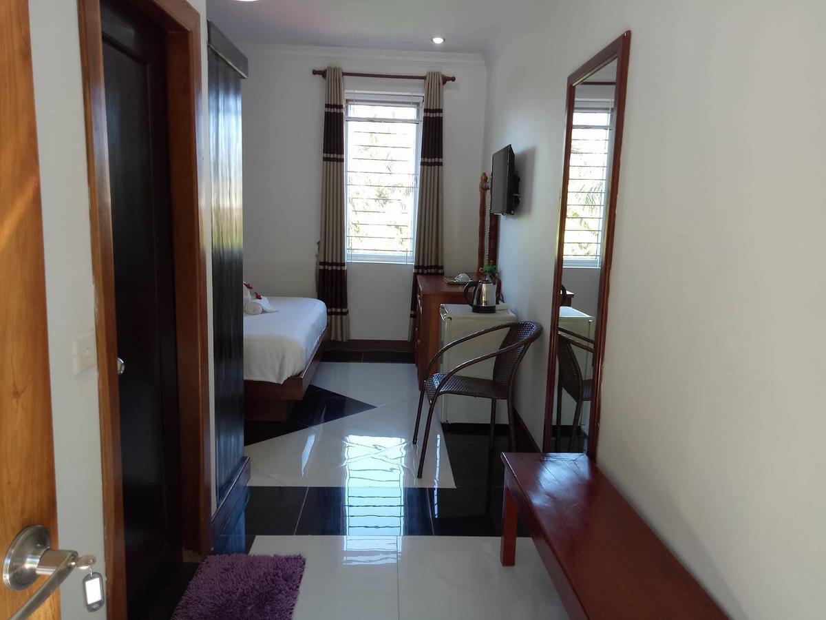 Oriental Siem Reap Hotel Bagian luar foto