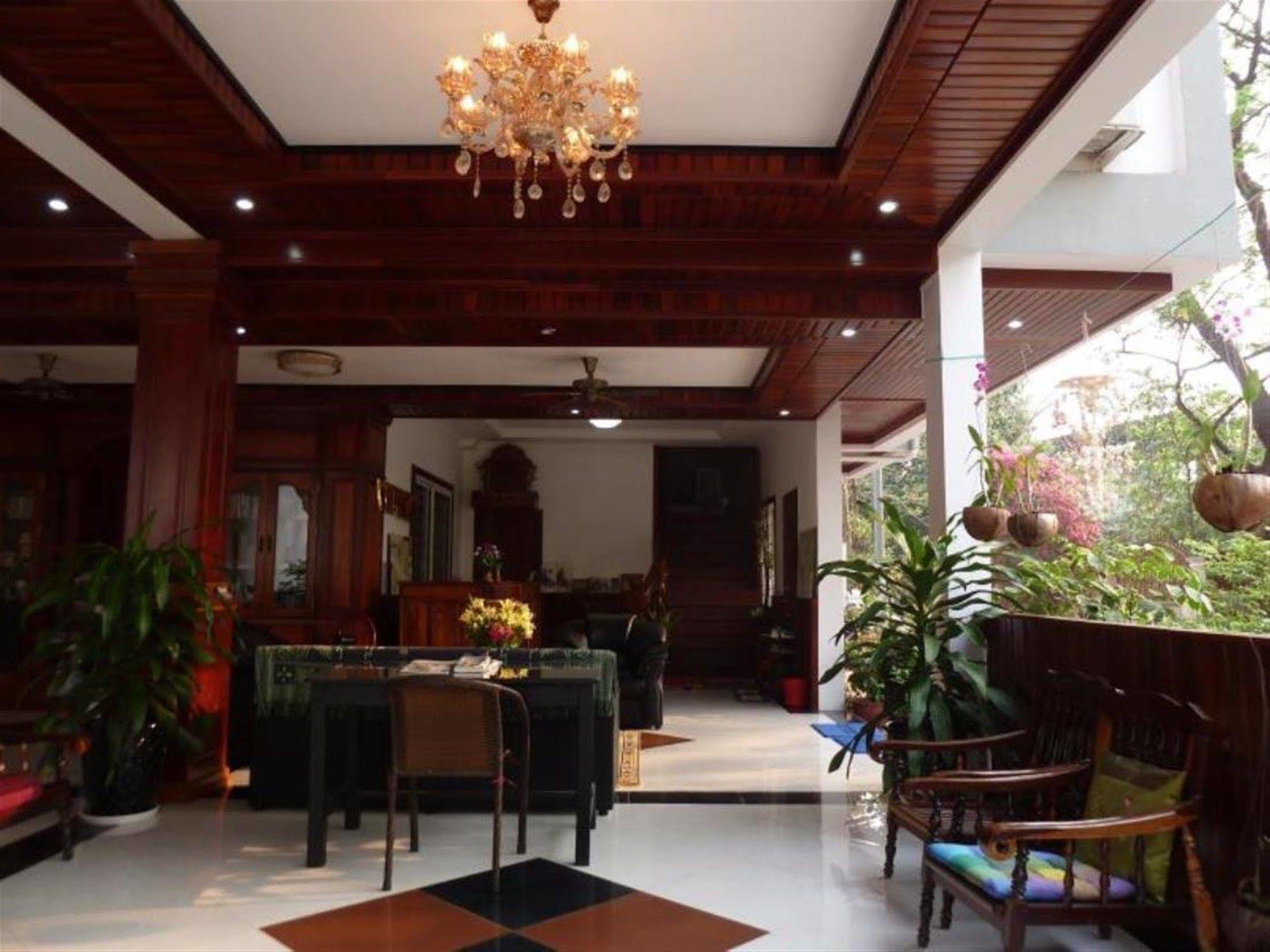 Oriental Siem Reap Hotel Bagian luar foto